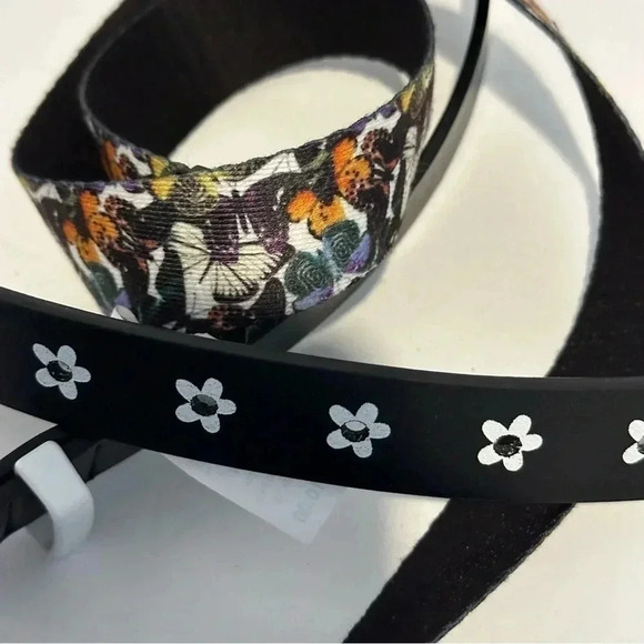 Art class butterfly belt, and black little white flowers, belt size extra large - Picture 3 of 3
